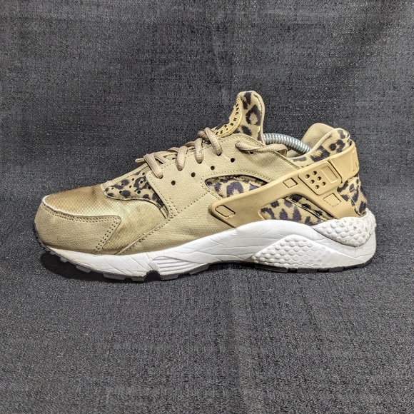 Women's Nike Air Huarache Run Leopard Print 725076-200 sz 7.5 - Picture 5 of 9